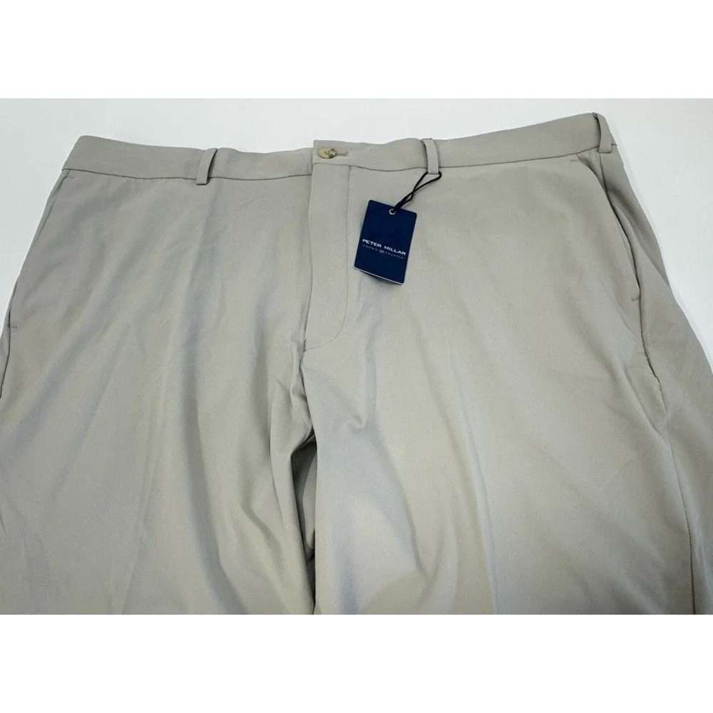 NWT Peter Crown Crafted Stealth Performance Golf Shorts OAT Tan Men's Size 40 - Picture 3 of 10